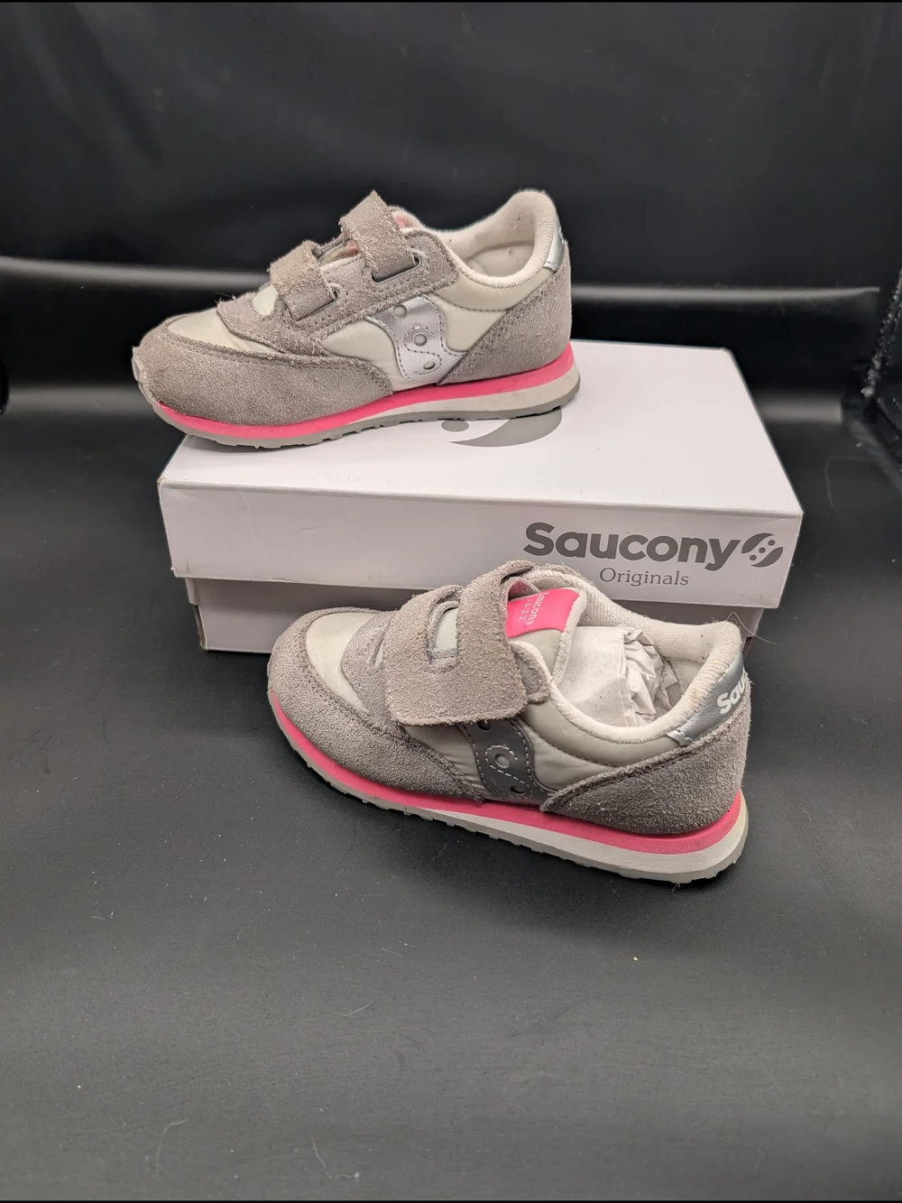 Saucony Kids Gray and Pink Velcro Sneakers